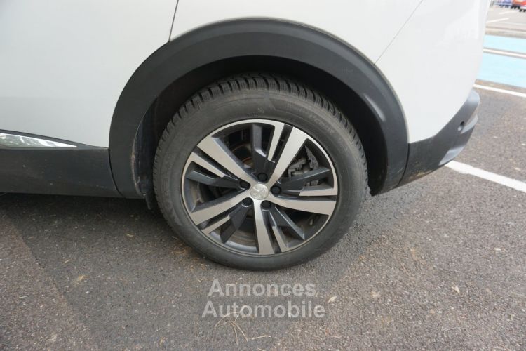 Peugeot 3008 1.5 BlueHDi EAT8 130 ch - ALLURE BUSINESS - <small></small> 19.790 € <small>TTC</small> - #20