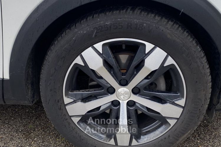 Peugeot 3008 1.6 180 GT LINE EAT8 - GRIP CONTROL - TOIT OUVRANT - <small></small> 20.990 € <small>TTC</small> - #18