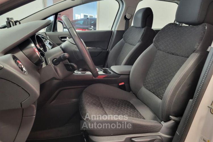 Peugeot 3008 1.6 HDI 115 + GPS - <small></small> 9.240 € <small>TTC</small> - #10