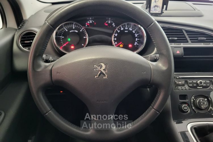 Peugeot 3008 1.6 HDI 115 + GPS - <small></small> 9.240 € <small>TTC</small> - #21