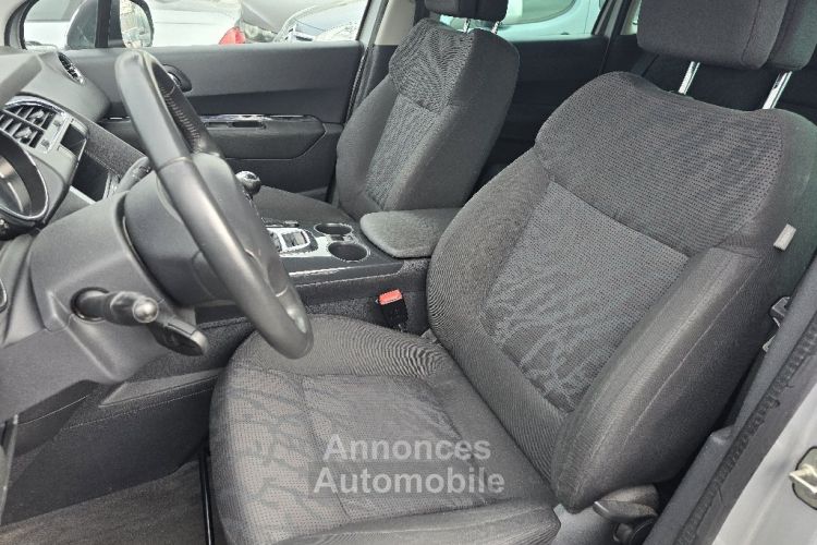 Peugeot 3008 1.6 HDi 16V 112ch FAP Access - <small></small> 5.990 € <small>TTC</small> - #10