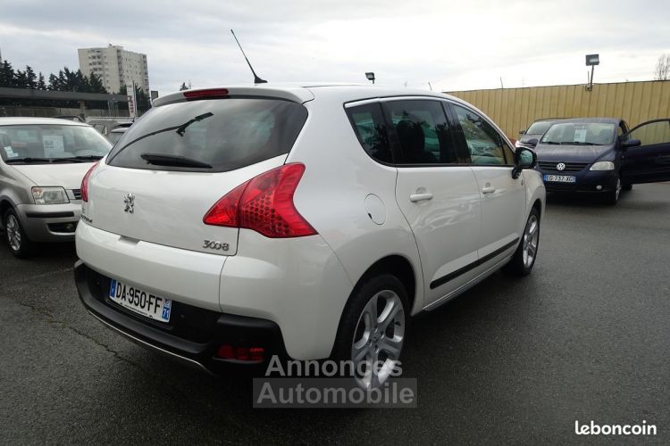 Peugeot 3008 1.6 HDI115 FAP ROLAND GARROS II - <small></small> 6.990 € <small>TTC</small> - #7