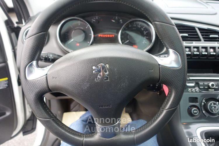 Peugeot 3008 1.6 HDI115 FAP ROLAND GARROS II - <small></small> 6.990 € <small>TTC</small> - #10