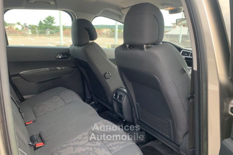 Peugeot 3008 1.6 VTI 120CH *41 021 KM* - <small></small> 7.990 € <small>TTC</small> - #7