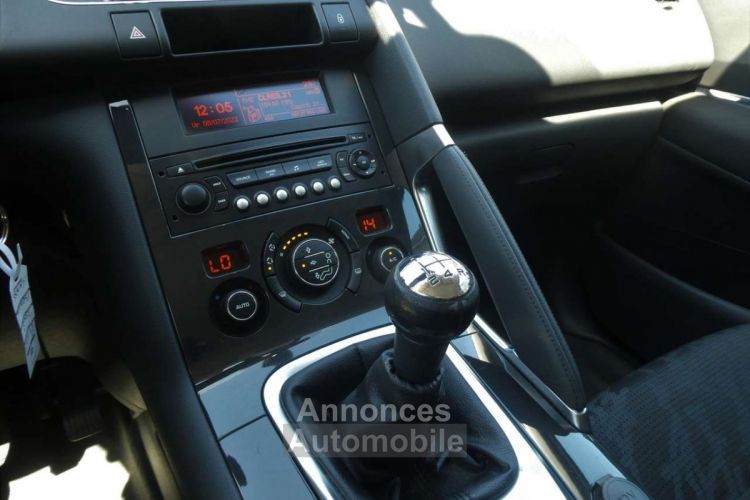 Peugeot 3008 1.6i Active PANODAK-AIRCO-CRUISE-16-ZETELVERW. - <small></small> 7.490 € <small>TTC</small> - #13