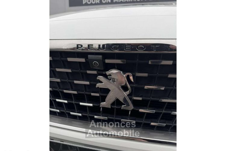 Peugeot 3008 2.0 BlueHDi 180 BV EAT8 GT 1ère Main Suivi - <small></small> 18.990 € <small>TTC</small> - #17