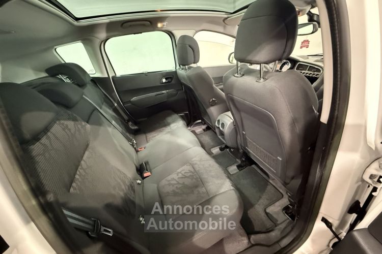 Peugeot 3008 2.0 HDi 150ch Allure - <small></small> 9.990 € <small>TTC</small> - #18