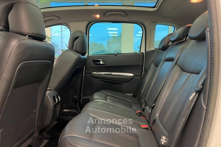 Peugeot 3008 2.0 HDi150 FAP Roland Garros II - <small></small> 7.490 € <small>TTC</small> - #13