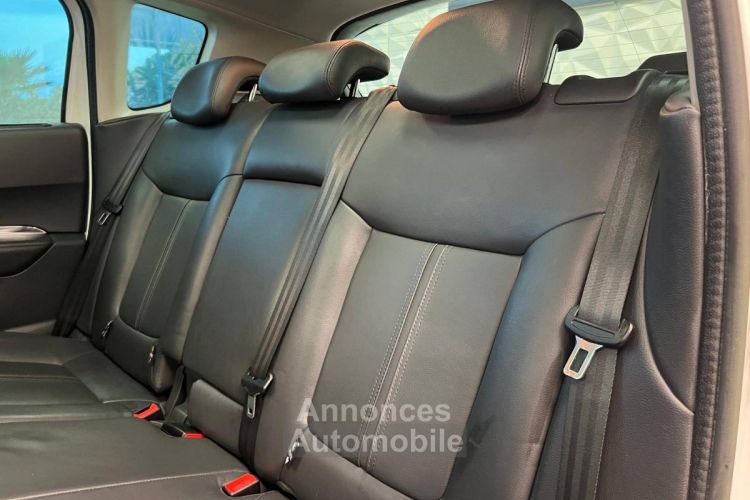 Peugeot 3008 2.0 HDi150 FAP Roland Garros II - <small></small> 7.490 € <small>TTC</small> - #14