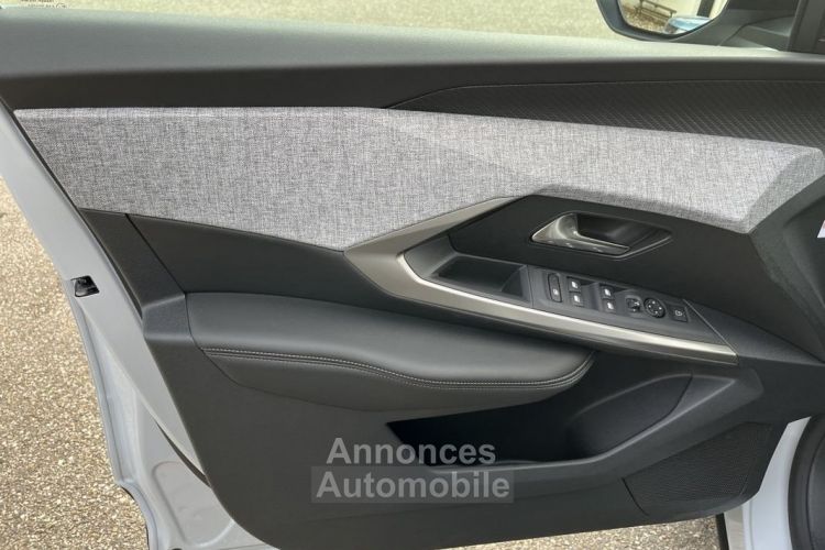 Peugeot 3008 (3) Hybrid 136 e-DCS6 Allure - <small></small> 36.900 € <small>TTC</small> - #10