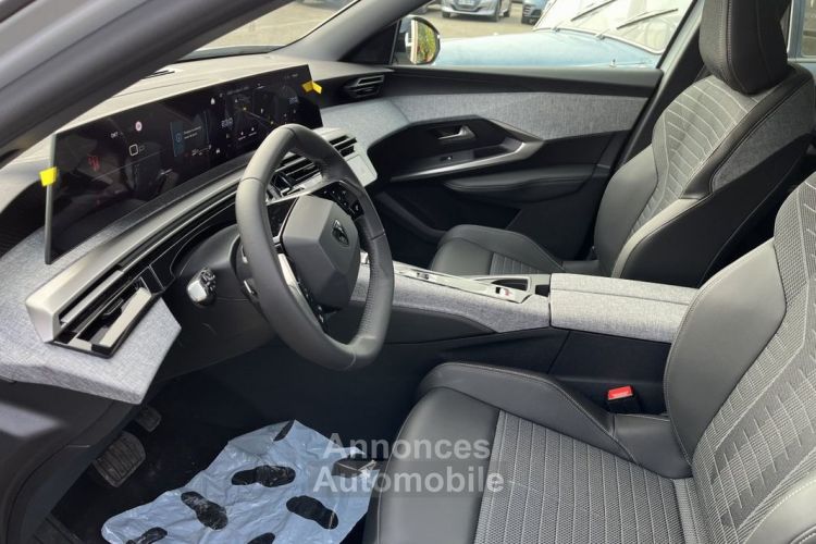 Peugeot 3008 (3) Hybrid 136 e-DCS6 Allure - <small></small> 36.900 € <small>TTC</small> - #11