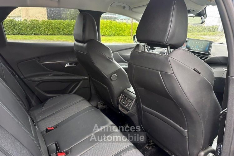 Peugeot 3008 Allure 1.5 BLUEHDi 130CV BVM6 - <small></small> 16.990 € <small>TTC</small> - #11