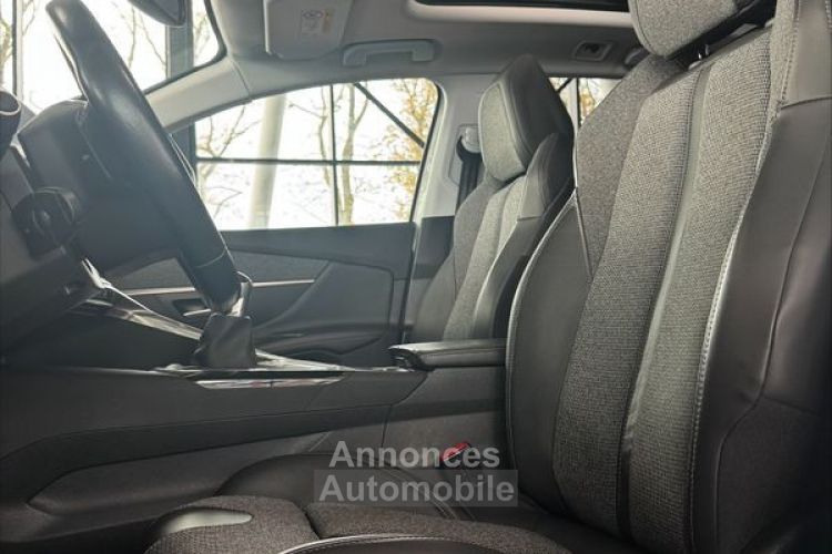 Peugeot 3008 Allure HDI 120 Toit ouvrant Camera 360° GPS LED Attelage 18 pouces 279-mois - <small></small> 17.990 € <small>TTC</small> - #4