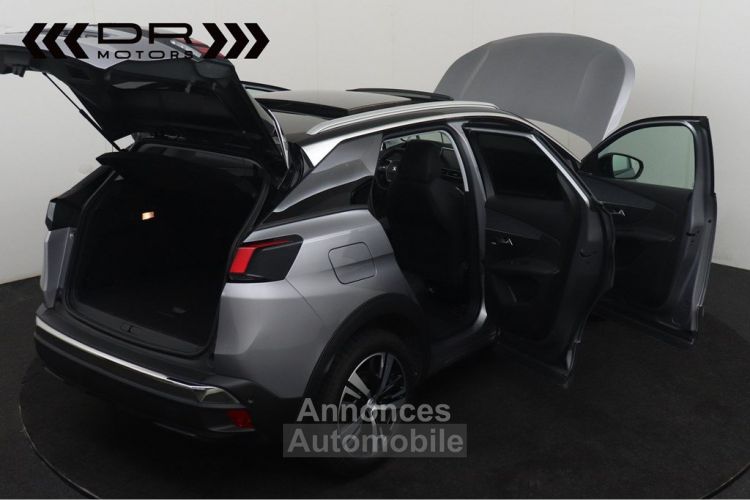 Peugeot 3008 BlueHDI 130 ALLURE - LED NAVI ICOCKPIT LEDER PANODAK FOCAL - <small></small> 18.495 € <small>TTC</small> - #10