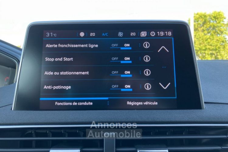 Peugeot 3008 BlueHDi 130 BV6 ACTIVE BUSINESS GPS - <small></small> 18.450 € <small>TTC</small> - #22