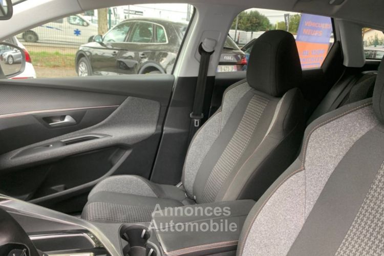 Peugeot 3008 BlueHDi 130 EAT8 ACTIVE BUSINESS GPS - <small></small> 18.450 € <small>TTC</small> - #28