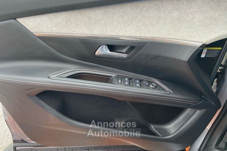 Peugeot 3008 BlueHDi 130 EAT8 GT Toit Hayon Grip 1°Main - <small></small> 24.980 € <small>TTC</small> - #34