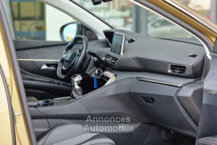 Peugeot 3008 BlueHDi 130ch SetS BVM6 ALLURE - <small></small> 14.890 € <small>TTC</small> - #22