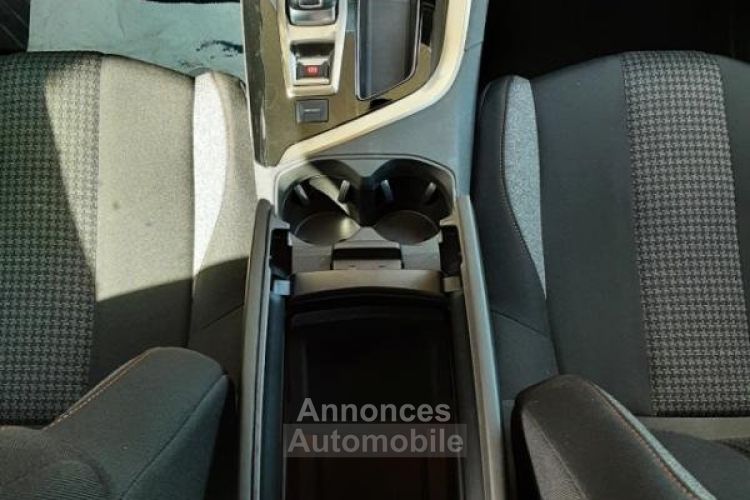 Peugeot 3008 BlueHDi 130ch SetS EAT8 Active Business - <small></small> 18.990 € <small>TTC</small> - #29