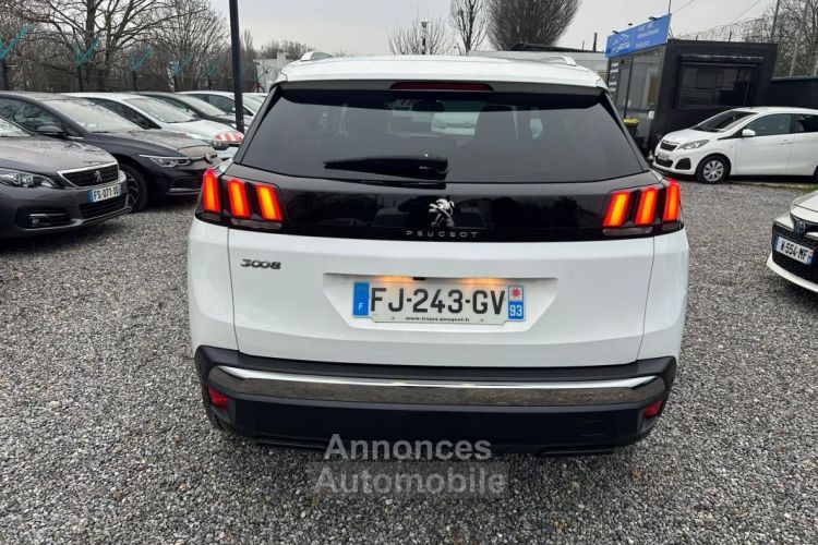 Peugeot 3008 BUSINESS 130ch S&S EAT8 Allure TOIT OUVRANT CUIR CHAUFFANT DISTRIBUTION FAITE - <small></small> 13.490 € <small>TTC</small> - #9