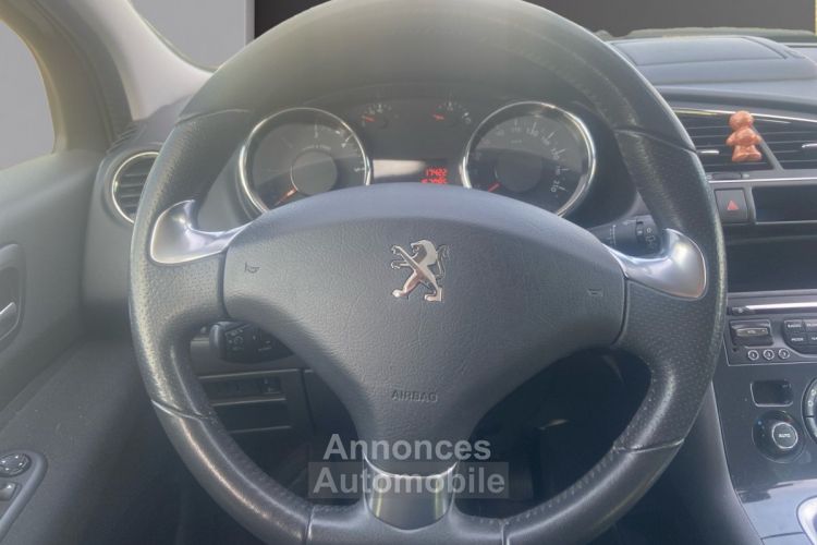 Peugeot 3008 FACELIFT HDI 115CV BOITE 6 - <small></small> 7.490 € <small>TTC</small> - #14