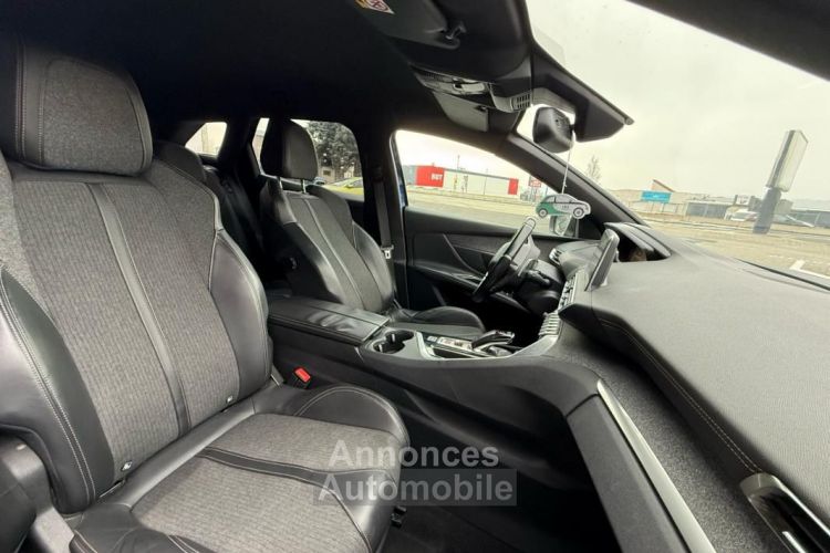 Peugeot 3008 GENERATION-II 1.6 165CH GT-LINE EAT ATTELAGE - <small></small> 15.980 € <small>TTC</small> - #11