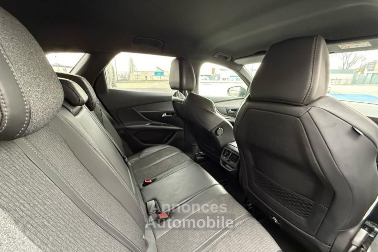 Peugeot 3008 GENERATION-II 1.6 165CH GT-LINE EAT ATTELAGE - <small></small> 15.980 € <small>TTC</small> - #15