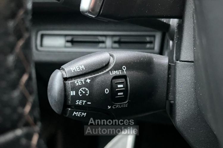 Peugeot 3008 GENERATION-II 1.6 THP 165Ch GT LINE EAT BVA - <small></small> 15.490 € <small>TTC</small> - #18