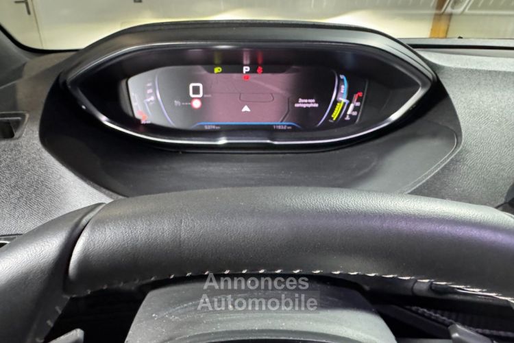 Peugeot 3008 HYBRID 136 ALLURE e-DCS 6 - <small></small> 28.490 € <small>TTC</small> - #25