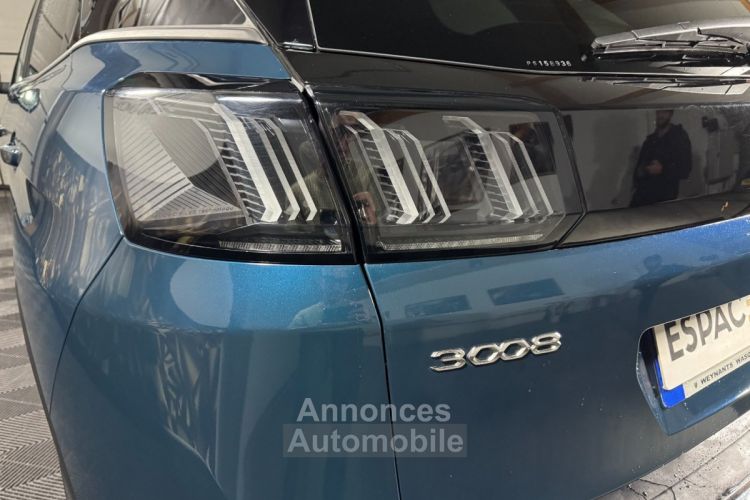 Peugeot 3008 HYBRID 136 ALLURE e-DCS 6 - <small></small> 28.490 € <small>TTC</small> - #27