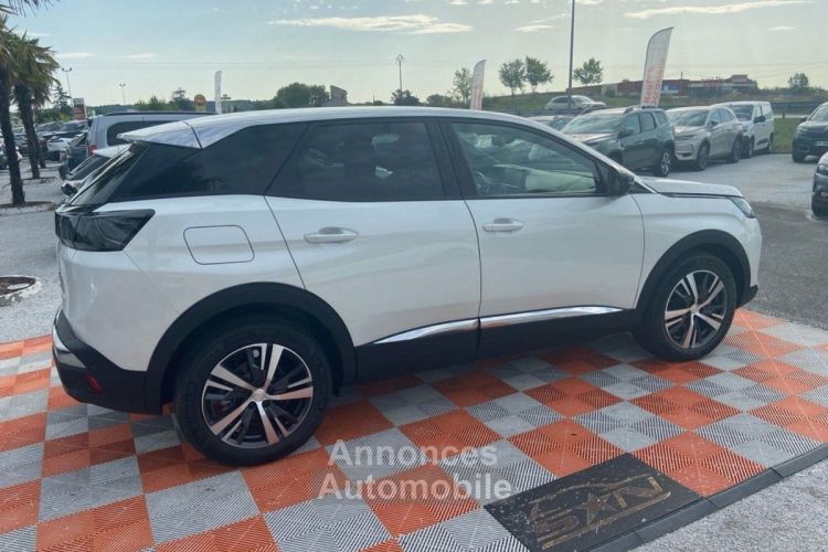 Peugeot 3008 Hybrid 136 e-DCS6 ALLURE PACK Caméra - <small></small> 31.450 € <small>TTC</small> - #5