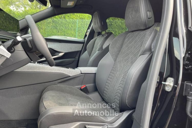 Peugeot 3008 Hybrid 136 e-DCS6 GT - <small></small> 35.990 € <small>TTC</small> - #11