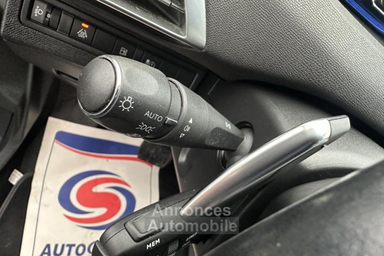 Peugeot 3008 Hybrid - 225 - BV e-EAT8 Allure Pack GPS + CARPLAY + CAMERA AR - <small></small> 23.990 € <small></small> - #27