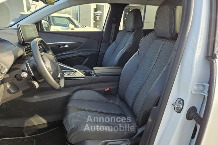 Peugeot 3008 Hybrid 225 cv E-EAT8 ALLURE PACK + OPTIONS - <small></small> 28.490 € <small>TTC</small> - #31