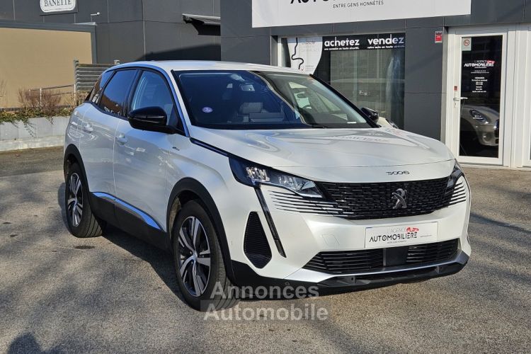 Peugeot 3008 Hybrid 225 cv E-EAT8 ALLURE PACK + OPTIONS - <small></small> 28.490 € <small>TTC</small> - #32