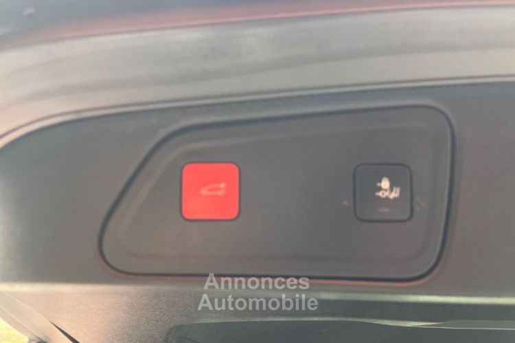 Peugeot 3008 HYBRID 225 e-EAT8 ALLURE PACK Hayon Attelage Amovible - <small></small> 21.880 € <small>TTC</small> - #15