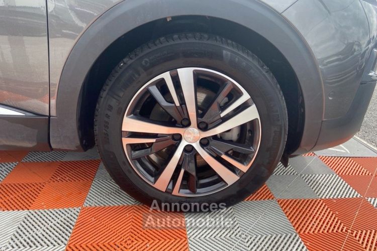 Peugeot 3008 Hybrid 225 e-EAT8 GT Line Hayon Attelage 1°Main - <small></small> 24.450 € <small>TTC</small> - #18