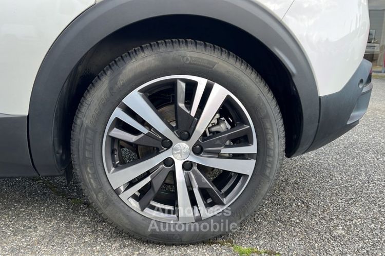 Peugeot 3008 HYBRID 225CH ALLURE PACK E-EAT8 - <small></small> 26.990 € <small>TTC</small> - #10