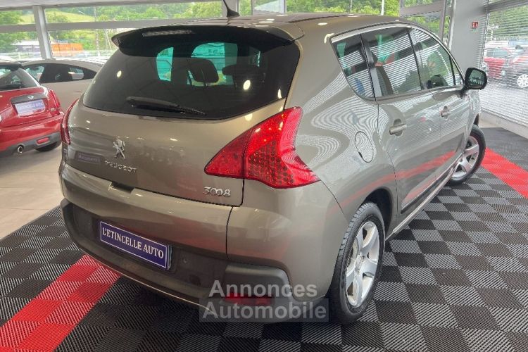 Peugeot 3008 HYBRID4 2.0 HDi 163ch FAP BMP6 + Electric 37ch - <small></small> 8.990 € <small>TTC</small> - #2