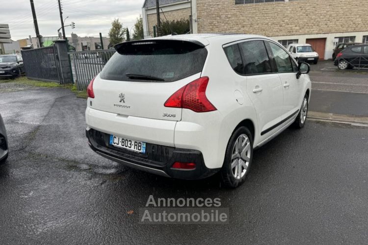 Peugeot 3008 HYbrid4 2.0 HDi FAP - 163 Bva + Electric 37ch HYbrid4 Gps + Radar AR + Toit panoramique - <small></small> 9.990 € <small>TTC</small> - #5