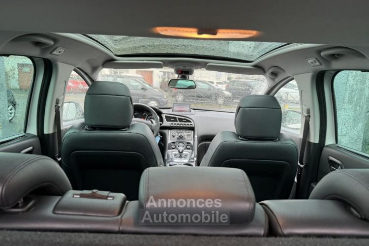 Peugeot 3008 HYbrid4 2.0 HDi FAP - 163 Bva + Electric 37ch HYbrid4 Gps + Radar AR + Toit panoramique - <small></small> 9.990 € <small>TTC</small> - #11