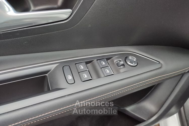 Peugeot 3008 HYbrid4 300ch GT e-EAT8 - <small></small> 34.990 € <small>TTC</small> - #31