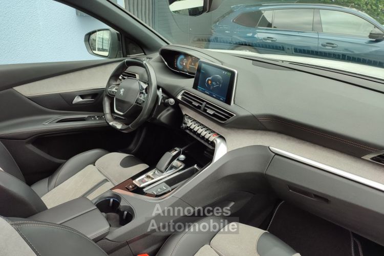 Peugeot 3008 HYBRID4 300ch GT e-EAT8 - <small></small> 25.990 € <small>TTC</small> - #18