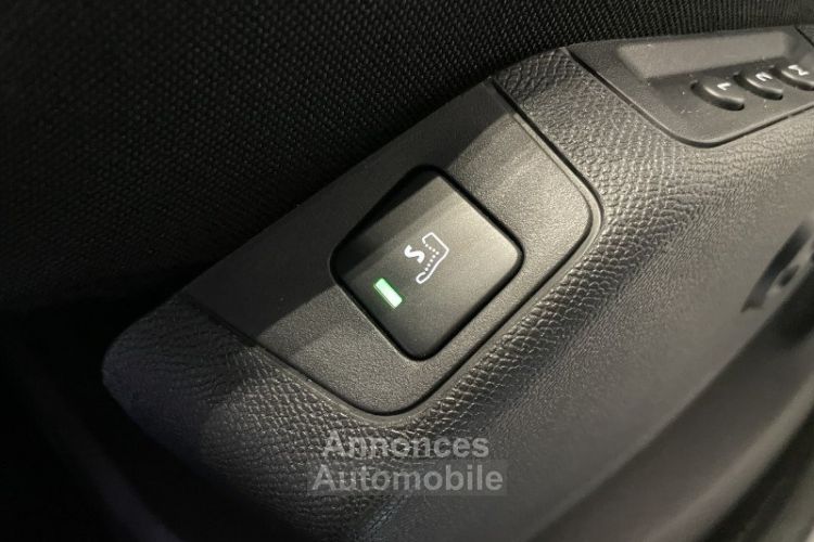 Peugeot 3008 HYBRID4 300CH GT PACK E-EAT8 - <small></small> 29.970 € <small>TTC</small> - #18