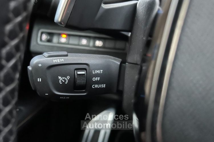 Peugeot 3008 Hybride 1.6 Thp 225 CV Roadtrip e-EAT8 - <small></small> 20.490 € <small>TTC</small> - #31