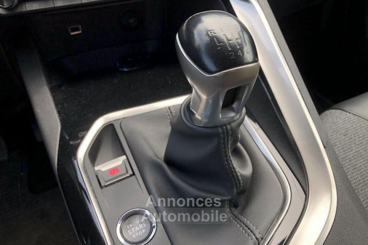 Peugeot 3008 II 1.5 BlueHDi S&S 130 Allure - <small></small> 15.990 € <small>TTC</small> - #18