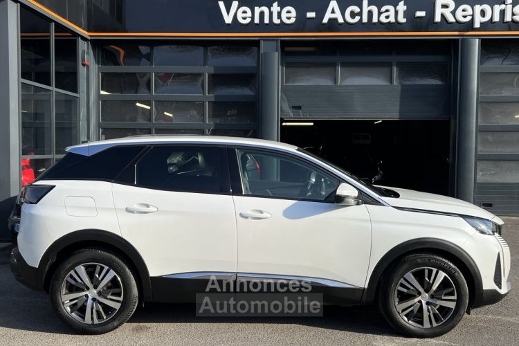 Peugeot 3008 II PHASE 2 ALLURE 1.2 130 Cv 1ERE MAIN 8 655 Kms Réels APPLE & ANDROID - GARANTIE 1 AN - <small></small> 19.970 € <small>TTC</small> - #5