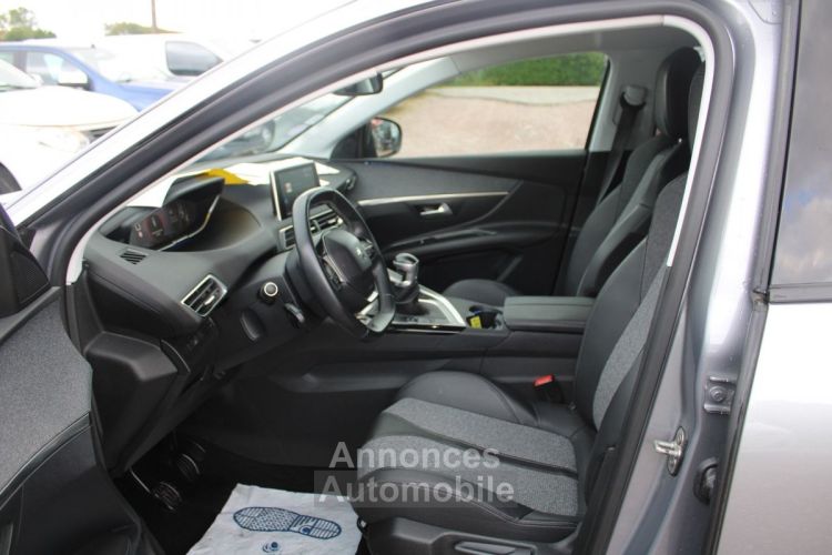 Peugeot 3008 III ALLURE 130 CV ESSENCE GPS 3D CAMÉRA FULL LEDS USB JA 18 MP3 I-COKPIT RÉGULATEUR - <small></small> 15.200 € <small>TTC</small> - #7