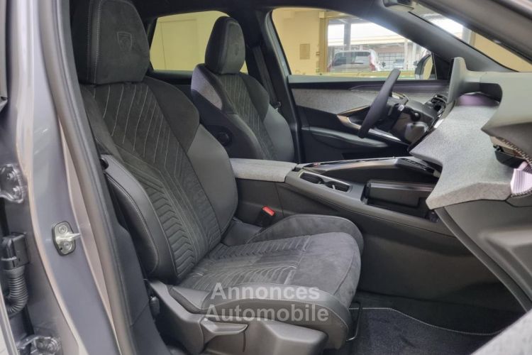 Peugeot 3008 III HYBRID 136 GT E-DCS6 - <small></small> 37.390 € <small></small> - #10