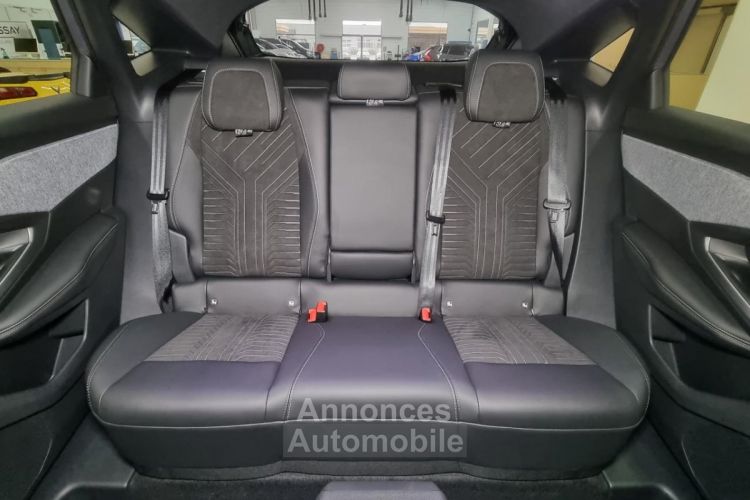 Peugeot 3008 III HYBRID 136 GT E-DCS6 - <small></small> 37.390 € <small></small> - #11